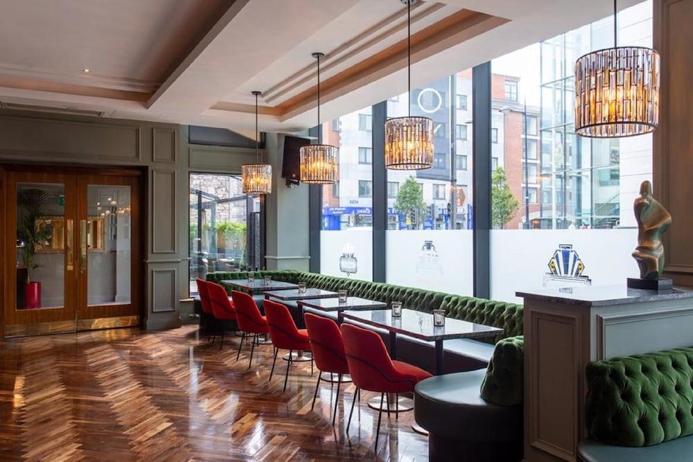 The Savoy Hotel ลิเมอริค ภายนอก รูปภาพ The restaurant at the River Lee Hotel