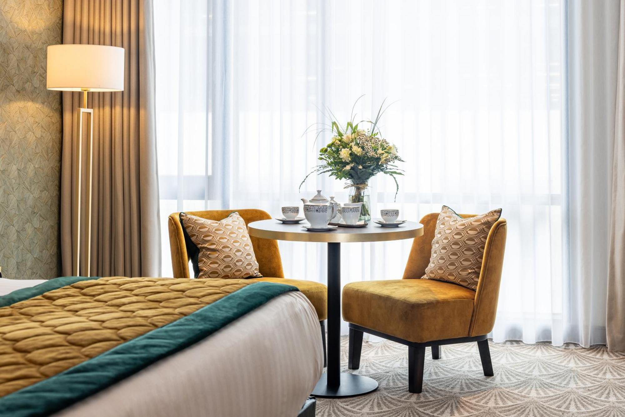 The Savoy Hotel ลิเมอริค ภายนอก รูปภาพ